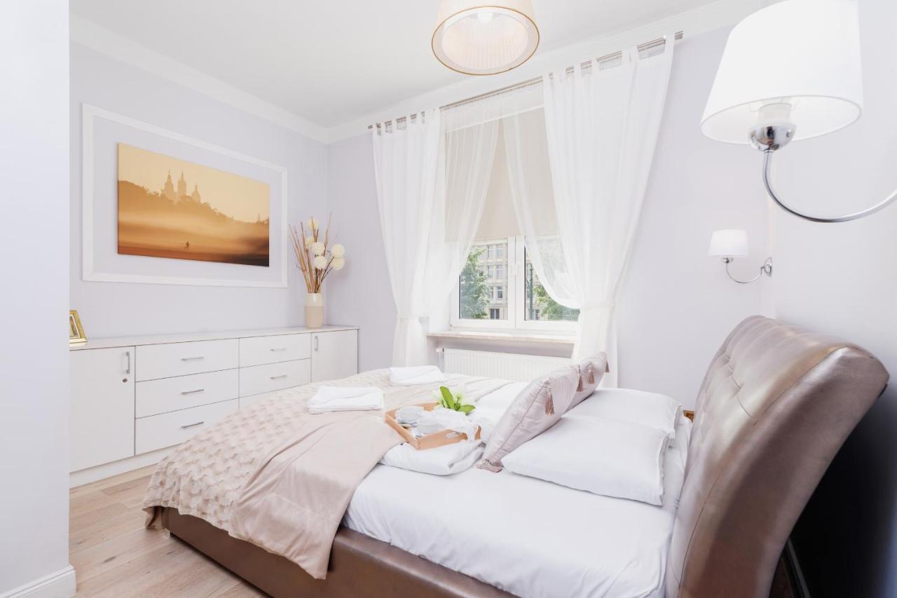 Modern Apartment Lubicz Krakow By Noclegi Renters Εξωτερικό φωτογραφία